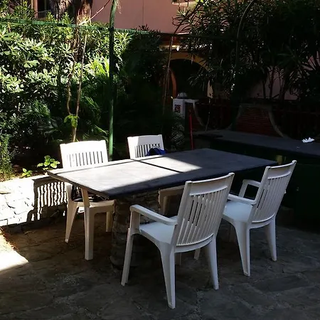 Flat Private Patio Monterosso
