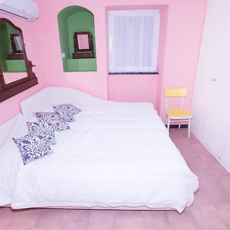 Flat Private Patio Monterosso